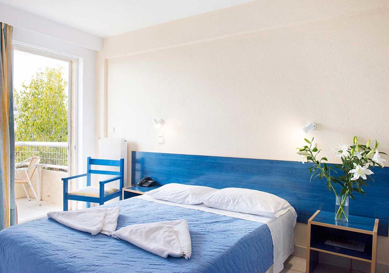Stefanakis & Apartahotel Varkiza